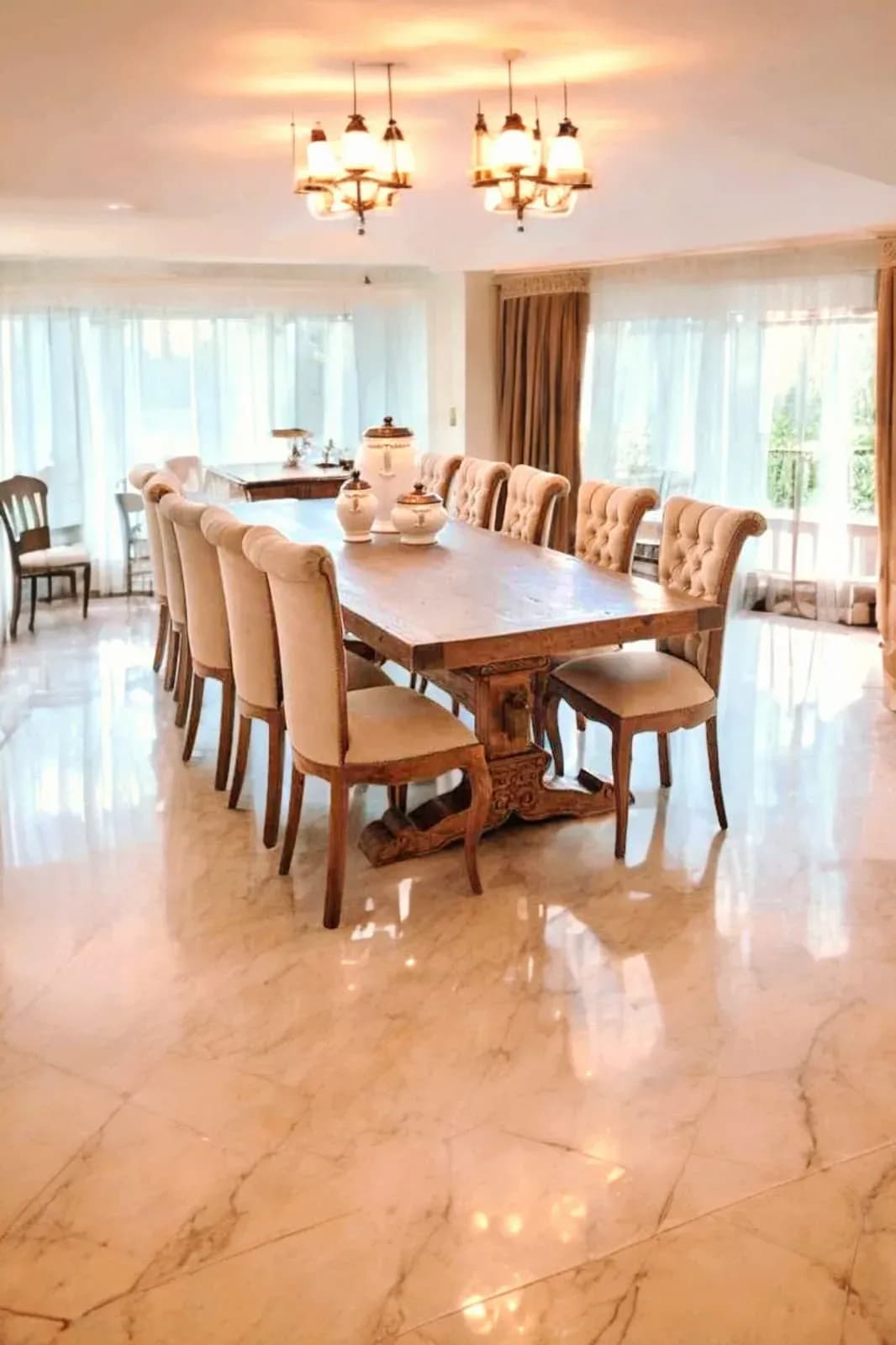 Set Meja Makan Luxury